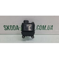 Двигун заслінки пічки Skoda Octavia tour 1J1907511D VAG (1J1907511D)