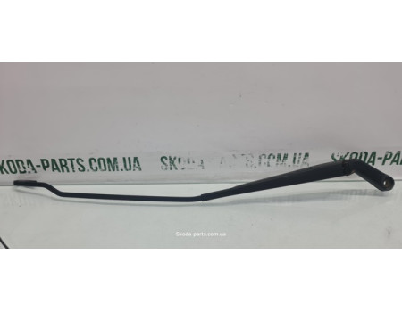 Двірник передній правий Skoda Octavia Tour 1J1955410A VAG (1J1955410A)