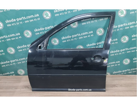 Дверка передня ліва колір Z4Z4 Volkswagen Bora 1J4831055H вживана VAG (1J4831055H)