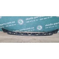 Кронштейн заднього бампера Volkswagen Bora 1J5807861B вживаний VAG (1J5807861B)