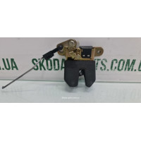 Замок кришки багажника сидан Volkswagen Bora 1J5827505D вживаний VAG (1J5827505D)