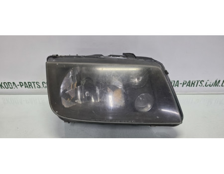 Фара права Volkswagen Bora MARKET (OEM) (1J5941018AE)