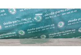 Скло дверей заднє ліве хетчбек Volkswagen Golf 4 VAG (1J6845025K)