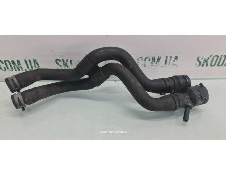 Патрубки пічки салону 1.2tsi Skoda Octavia A5 1K0121156DK VAG (1K0121156DK)