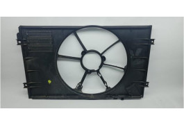 Дифузор радіатора системи охолодження Skoda Octavia A5 1K0121205AA VAG (1K0121205AA)