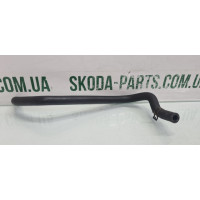 Патрубок системи охолодження Skoda Octavia A5 1K0121447S вживаний VAG (1K0121447S)