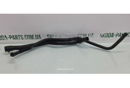 Патрубок системи охолодження двигуна 1.2tsi Skoda Octavia A5 1K0122058M VAG (1K0122058M)