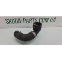Патрубок системи охолодження двигуна Skoda Octavia A5 1K0122073GH VAG (1K0122073GH)