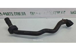 Патрубок системи охолодження двигуна 1.2tsi Skoda Octavia A5 1K0122101HL VAG (1K0122101HL)