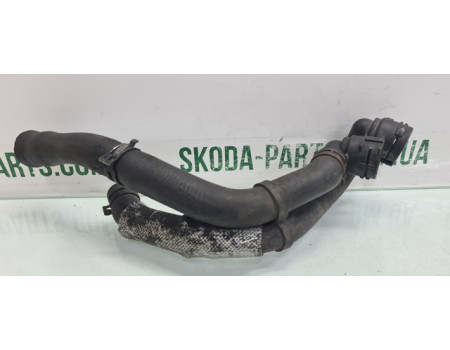 Патрубок водяного охолодження Skoda Octavia A5 1.9tdi 1K0122157HP вживаний VAG (1K0122157HP)