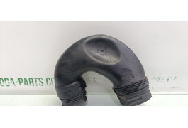 Патрубок повітряний, вхід повітряного фільтра Skoda Octavia A5 VAG (1K0129618BK)