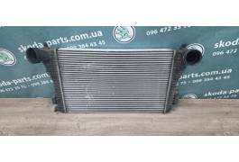Радіатор интеркуллера Skoda Octavia A5 1.9Tdi VAG (1K0145803)