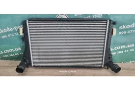Радіатор інтеркулера 2.0tdi Skoda Superb 2 1K0145803BM VAG (1K0145803BM)