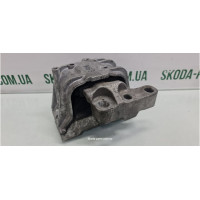 Подушка двигуна права 1.9tdi Volkswagen Passat B6 1K0199262M вживана VAG (1K0199262M)