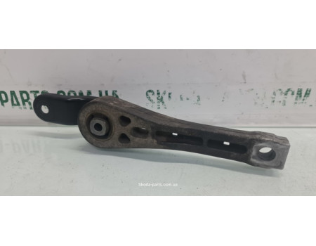 Подушка двигуна задня 2.0tdi Skoda Superb 2 VAG (1K0199855BB)