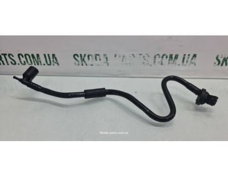 Трубка вакуумна 1.6tdi Skoda Octavia A5 1K0612041HP VAG (1K0612041HP)