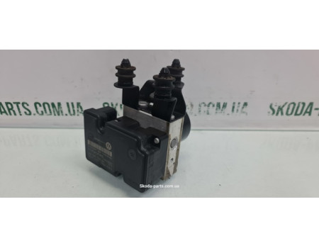 Блок управління АБС ABS 1.2tsi Skoda Octavia A5 VAG (1K0614117T)