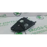 Кронштейн кріплення блоку АБС ABS Skoda Superb 2 1K0614235D VAG (1K0614235D) Кронштейн кріплення блоку АБС ABS Skoda Superb 2 1K0614235D VAG (1K0614235D)