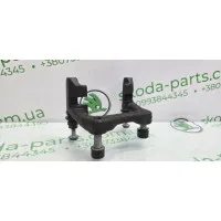 Скоба супорту заднього Skoda Octavia a7 універсал 1K0615425P VAG (1K0615425P)