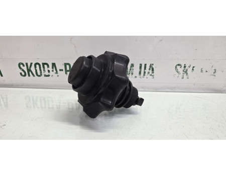 Фіксатор запасного колеса Skoda Octavia A7 VAG (1K0803899DA)