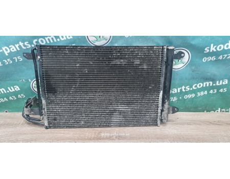 Радіатор кондиціонера 1.2tsi Skoda Octavia A5 1K0820411S VAG (1K0820411S)