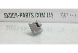 Фіксатор сонцезахисного козирка Volkswagen Passat B6 VAG (1K0857561BB)