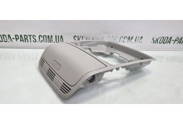 Окулярник в стелю Volkswagen Passat b6 VAG (1K0868837AB)