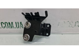 Кронштейн кріплення вакууму 1.2tsi Skoda Octavia A5 1K0906287J VAG (1K0906287J)