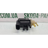 Клапан надуву турбіни Skoda Octavia A5 1K0906627B VAG (1K0906627B)