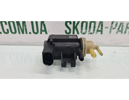 Клапан надуву турбіни Skoda Octavia A5 1K0906627B VAG (1K0906627B)