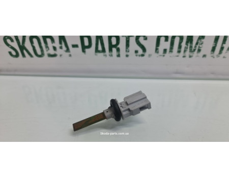 Датчик температури повітря в салоні Skoda Octavia A5 1K0907543E VAG (1K0907543E)