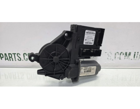 Двигун склопідіймача двері передньої правої Skoda Octavia A5 1K0959792H VAG (1K0959792H)