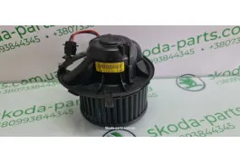 Вентилятор пічки Skoda Octavia A5 1K1820015D VAG (1K1820015D)