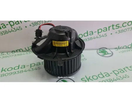 Вентилятор пічки Skoda Octavia A5 1K1820015D VAG (1K1820015D) Вентилятор пічки Skoda Octavia A5 1K1820015D VAG (1K1820015D)