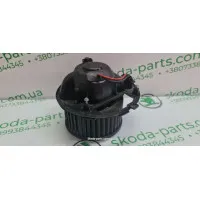 Вентилятор пічки Skoda Octavia A5 1K1820015F VAG (1K1820015F) Вентилятор пічки Skoda Octavia A5 1K1820015F VAG (1K1820015F)
