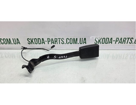 Замок паска безпеки передній правий Volkswagen Golf 5 VAG (1K4857756F)