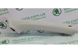 Накладка стійки передня права Volkswagen Golf 5 1K5867234B VAG (1K5867234B)