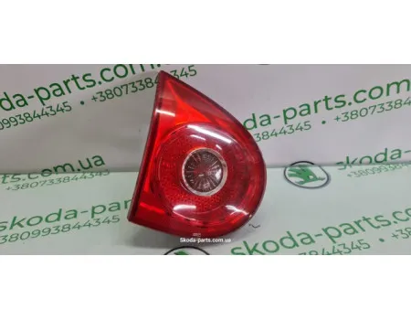 Стоп задній лівий, внутрішній хетчбек Volkswagen Golf 5 1K6945093E VAG (1K6945093E)