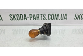 Патрон лампи вказівника повороту Skoda Octavia A5 рестайл VAG (1K6953123D)