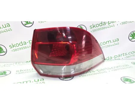 Ліхтар задній правий Volkswagen Golf 5 універсал 1K9945096 VAG (1K9945096)