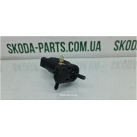 Насос омивача вітрового скла Skoda Fabia New 1T0955651A VAG (1T0955651A)