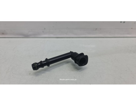 Штуцер омивача фар Skoda Octavia A5 1T0955665 VAG (1T0955665)