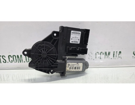 Двигун склопідіймача передній правий Skoda Octavia A5 1T0959702N VAG (1T0959702N)