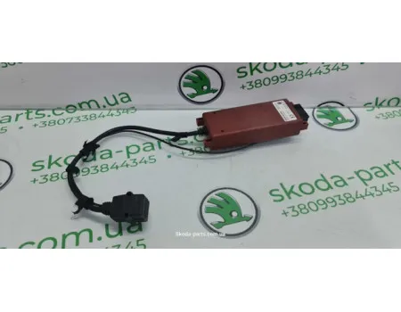 Блок інтерфейсу блюзу Skoda Superb 1U0035729C VAG (1U0035729C)