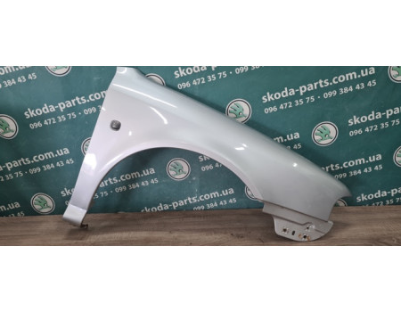 Крило переднє праве Skoda Octavia Tour 1U0821106 вживане VAG (1U0821106)