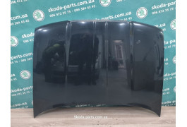 Капот чорний колір 9910 Skoda Octavia Tour VAG (1U0823031AA)