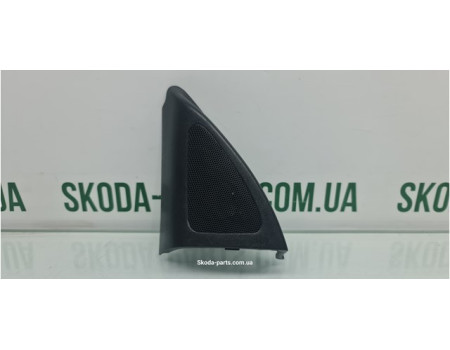 Корпус пищалки з пищалкою лівий Skoda Octavia Tour 1U0837993 VAG (1U0837993)