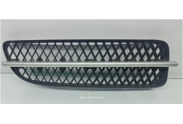 Решітка переднього бампера права Skoda Octavia Tour RS 1U0853636 VAG (1U0853636)