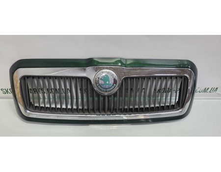 Решітка радіатора Skoda Octavia Tour рестайл колір зелений DIAMOND (1U0853651CD)