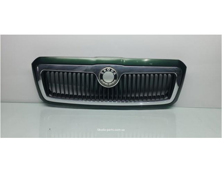 Решітка радіатора Skoda Octavia Tour 1U0853651EA VAG (1U0853651EA)